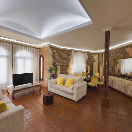 Monkeys Apartments Adriano & Terrace 세비야 외부 사진