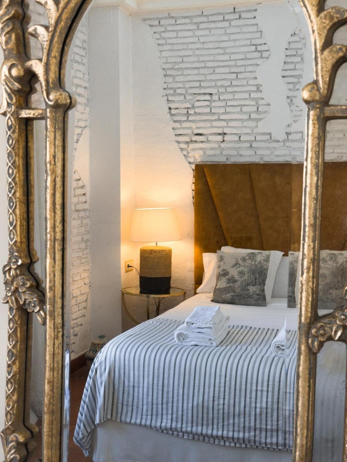 Monkeys Apartments Adriano & Terrace 세비야 외부 사진