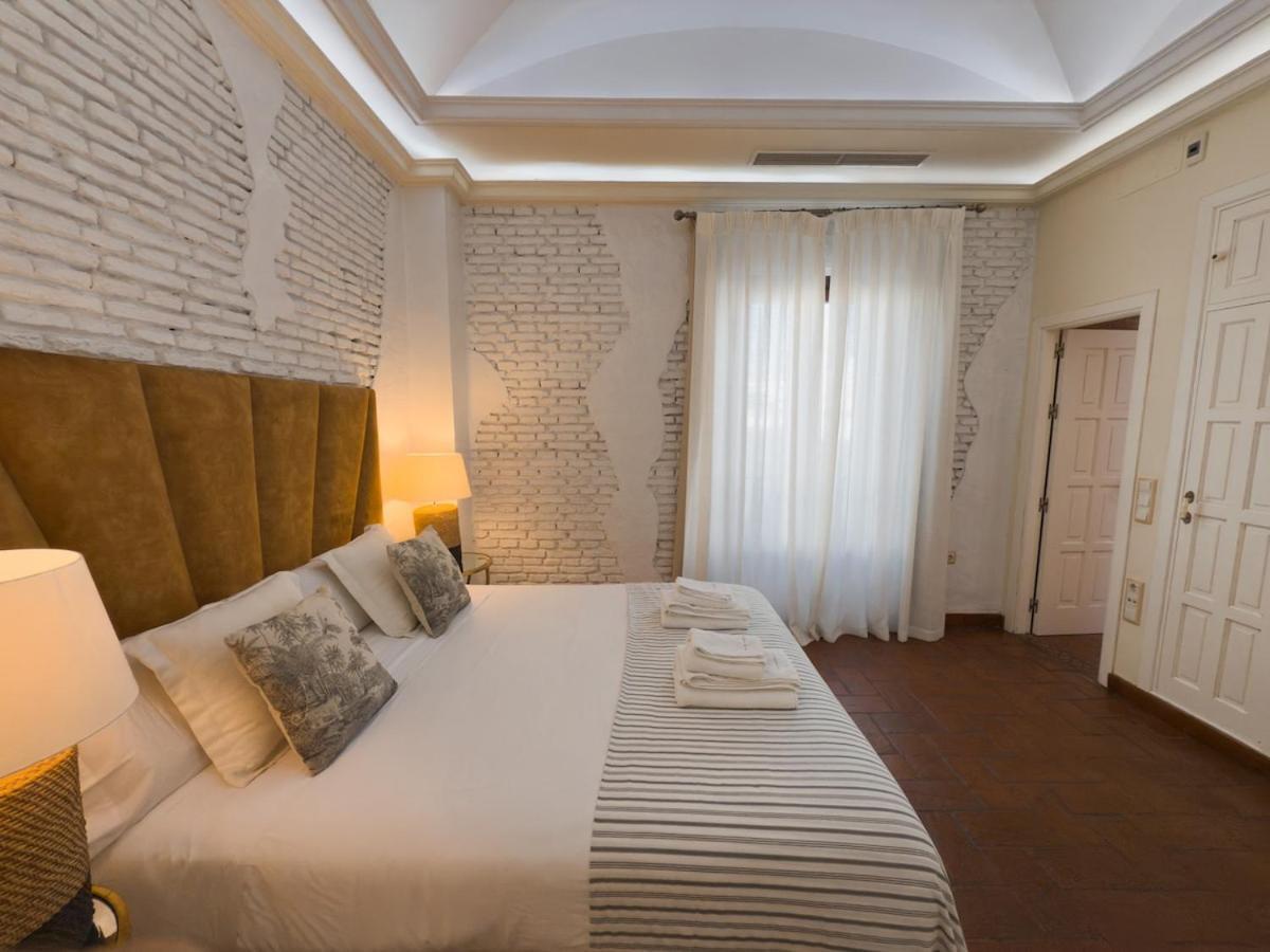 Monkeys Apartments Adriano & Terrace 세비야 외부 사진