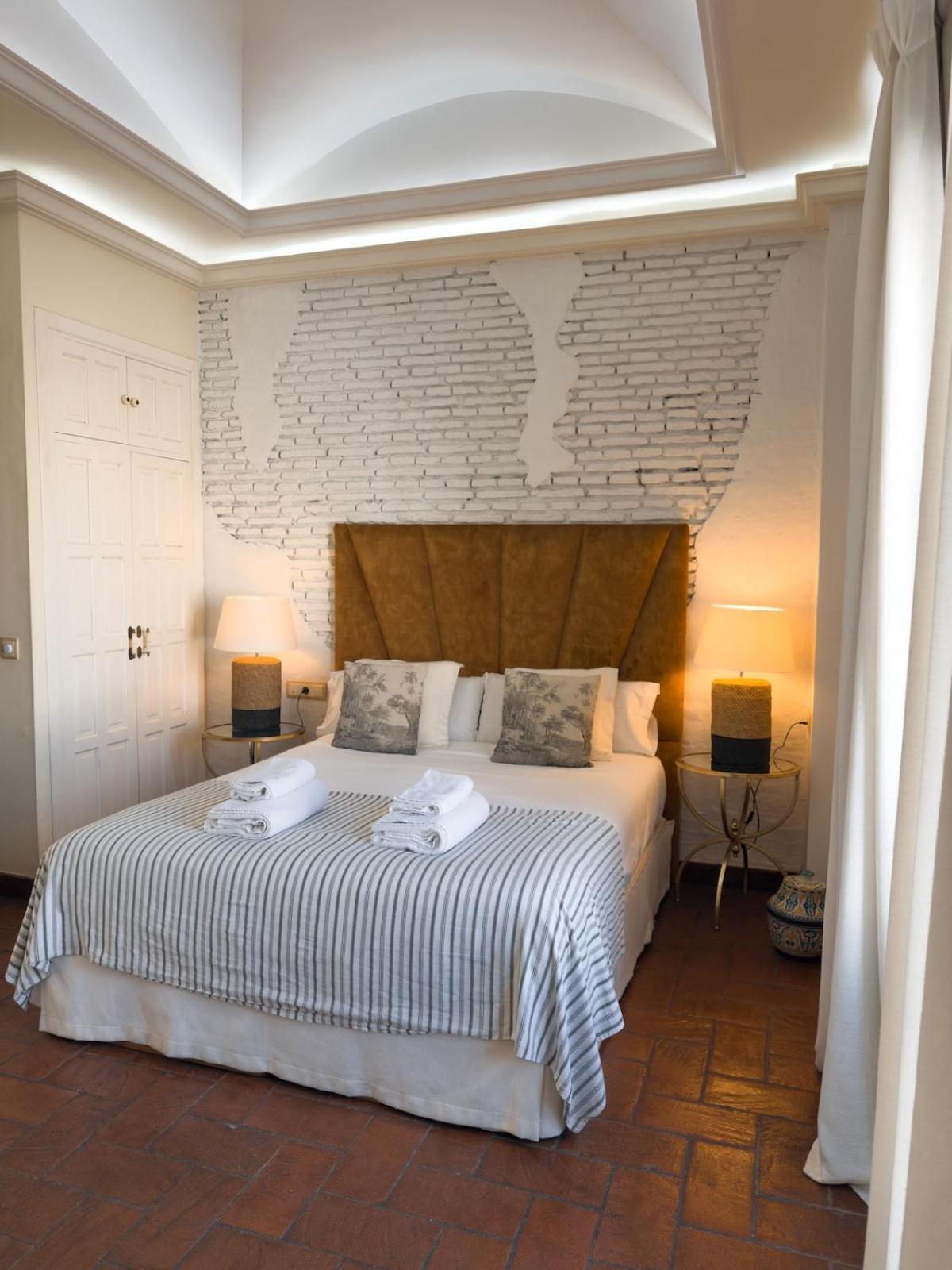 Monkeys Apartments Adriano & Terrace 세비야 외부 사진