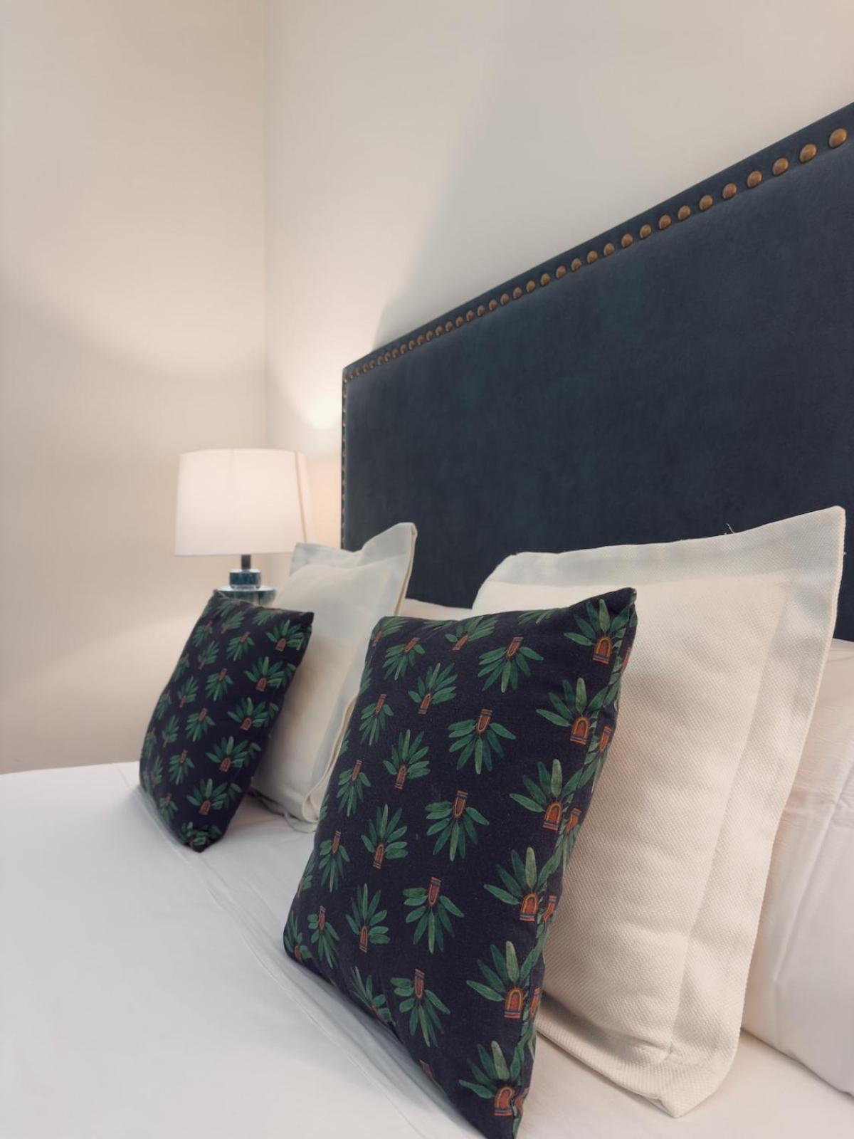 Monkeys Apartments Adriano & Terrace 세비야 외부 사진